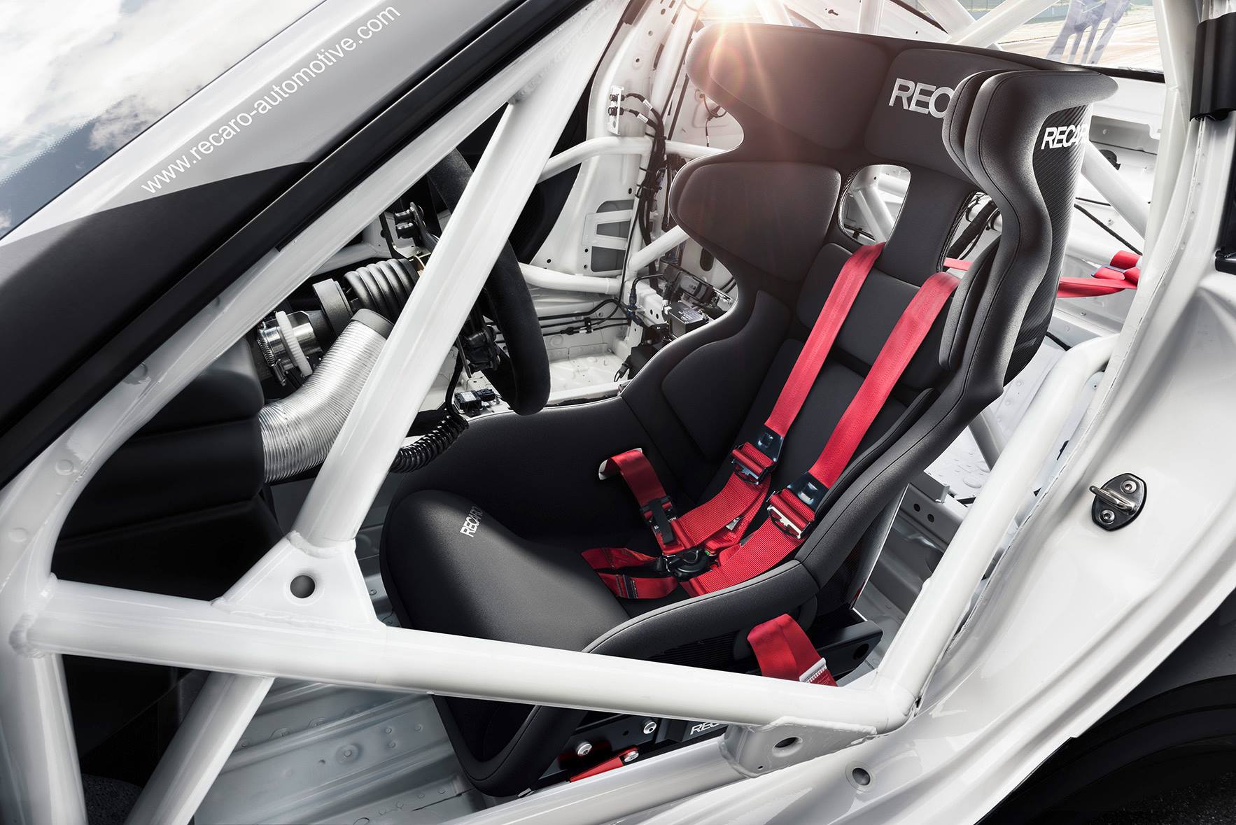 RECARO - Novodesign